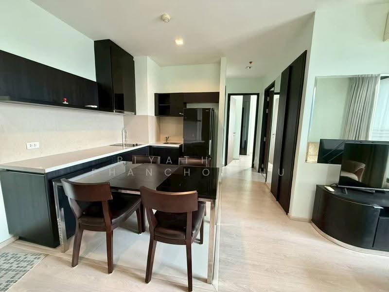 Rhythm Sukhumvit 44/1, Bangkok, Sukhumvit Road, Phra Kanong, Khlong Toei, Bangkok, 2 Bedrooms, 52 sqm, Condo For Rent, by Piyathida Phanchomphu, 500624704 - DDproperty.com