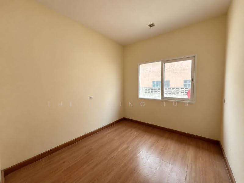 Golden Town Chaiyaphruek – Wongwean, Nonthaburi, Bang Kluai - Sai Noi Road, Sai Noi, Nonthaburi, 4 Bedrooms, 132 sqm, Townhouse For Sale, by THE LIVING HUB, 500624768 - DDproperty.com