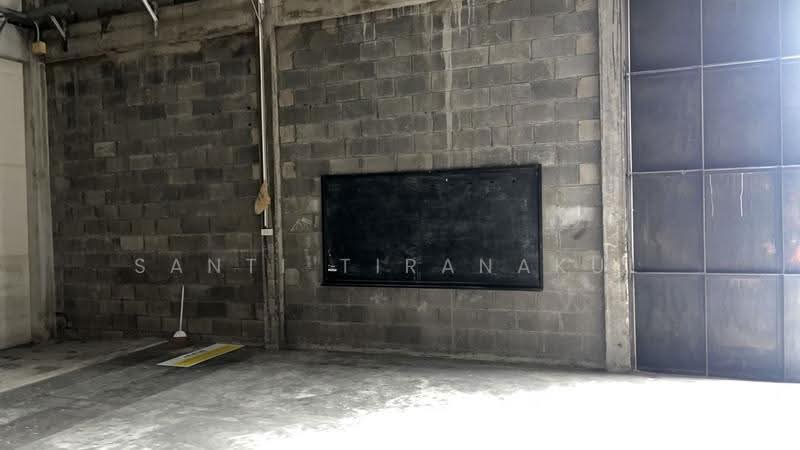 For rent Bangkok Inner-City Warehouse | Rama 4 | 800 sqm | Steps from BTS Thonglor, WH-3895, Bangkok, Khlong Toei, Bangkok, , 800 sqm, Warehouse/Factory For Rent, by Santi Tiranakul, 500624777 - DDproperty.com