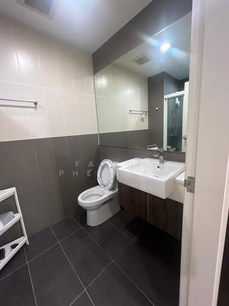 Centric Ratchada-Huai Khwang, Bangkok, Ratchadapisek Road, Huai Khwang, Bangkok, 1 Bedroom, 33 sqm, Condo For Rent, by Farida Phetnuam, 500624791 - DDproperty.com