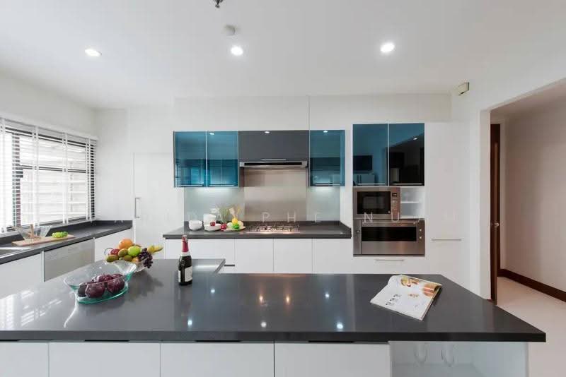 Mayfair Garden Apartment, Bangkok, 59 Soi Sukhumvit 16, Khlong Toei, Bangkok, 4 Bedrooms, 580 sqm, Apartment For Rent, by Farida Phetnuam, 500624934 - DDproperty.com