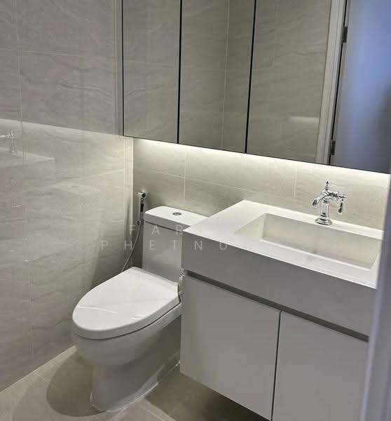 Muniq Langsuan, Bangkok, Soi Tonson, Lumphini, Pathum Wan, Bangkok, 2 Bedrooms, 79 sqm, Condo For Rent, by Farida Phetnuam, 500624960 - DDproperty.com
