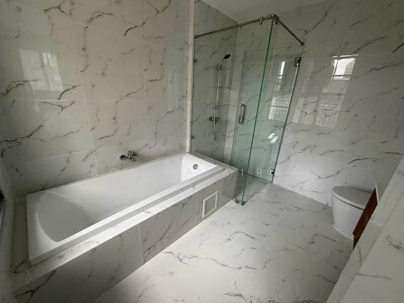 Citi Smart Sukhumvit 18, Bangkok, 366 Soi Sukhumvit 18, Sukhumvit Road, Khlong Toei, Bangkok, 2 Bedrooms, 79 sqm, Condo For Rent, by Aom Hatairat, 500624984 - DDproperty.com