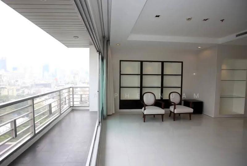 Royal Residence Park, Bangkok, 99 Royal Resident Park Lumphini, Lumphini, Pathum Wan, Bangkok, 4 Bedrooms, 385 sqm, Apartment For Rent, by Farida Phetnuam, 500624986 - DDproperty.com