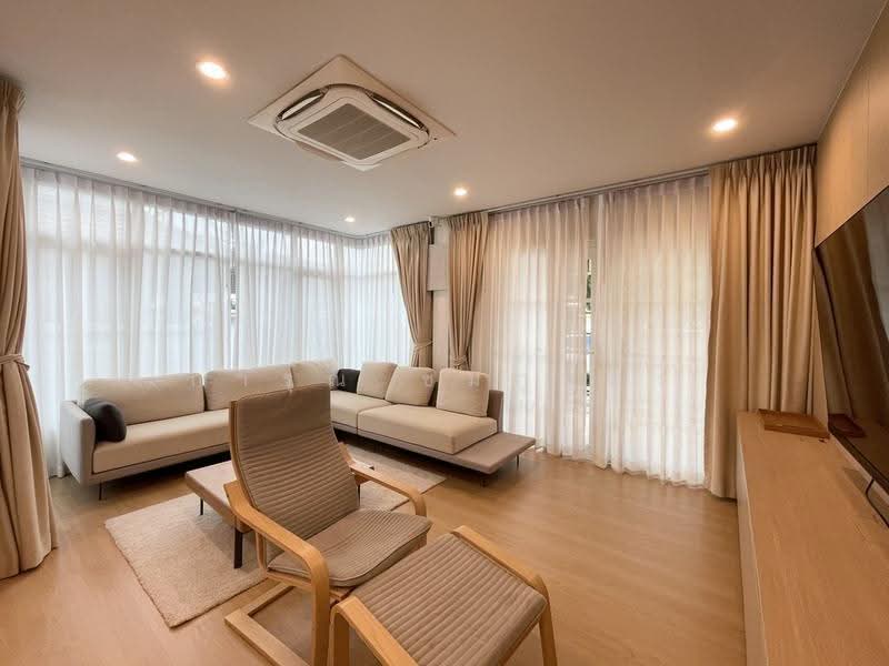 Laddarom Watcharapol, Bangkok, Sukhaphiban 5 Road, Tha Rang, Bang Khen, Bangkok, 3 Bedrooms, 250 sqm, Single Detached House For Sale, by การุณ ชมภูบุตร, 500625016 - DDproperty.com