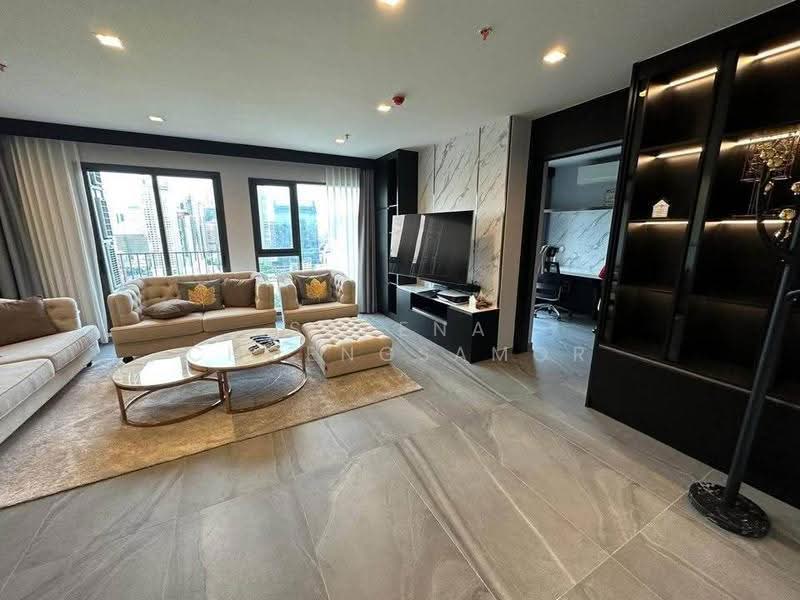 Life Asoke Hype, Bangkok, 339 Chaturathit Rd, Makkasan, Ratchathewi, Bangkok, 2 Bedrooms, 99 sqm, Condo For Sale, by Sarena Choengsamor, 500625027 - DDproperty.com
