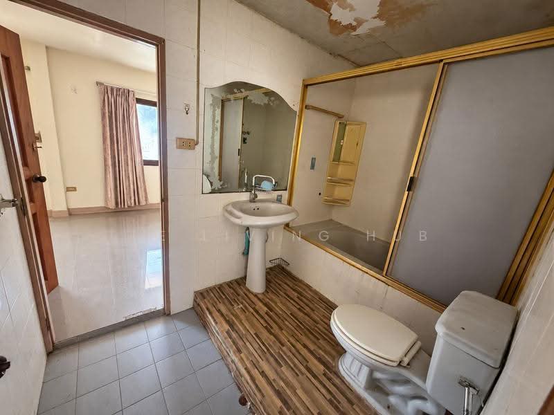 Chittakan House, Nonthaburi, Sao Thong Hin, Bang Yai, Nonthaburi, 4 Bedrooms, 144 sqm, Townhouse For Sale, by THE LIVING HUB, 500625048 - DDproperty.com