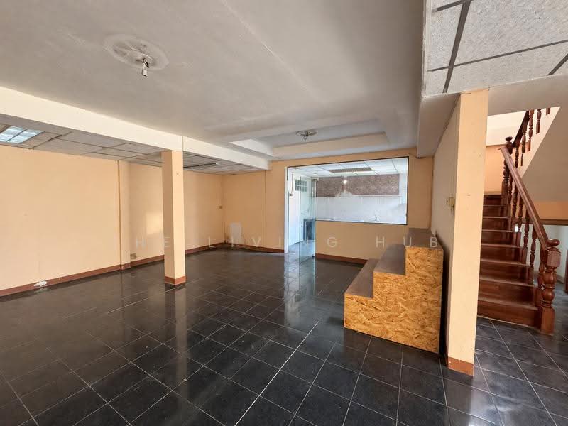 Chittakan House : บ้านจิตตกาญจน์, นนทบุรี, เสาธงหิน, บางใหญ่, นนทบุรี, 144 ตร.ม., ทาวน์เฮ้าส์ ขาย, โดย THE LIVING HUB, 500625048 - DDproperty.com