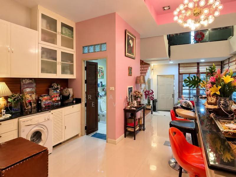 Baan Klang Krung The Royal Vienna Ratchavipa - Ratchadaphisek : บ้านกลางกรุง เดอะ รอยัล เวียนนา รัชวิภา - รัชดาภิเษก, กรุงเทพ, จตุจักร, กรุงเทพ, 170 ตร.ม., ทาวน์เฮ้าส์ ขาย, โดย HOME Real Estate Service, 500625118 - DDproperty.com