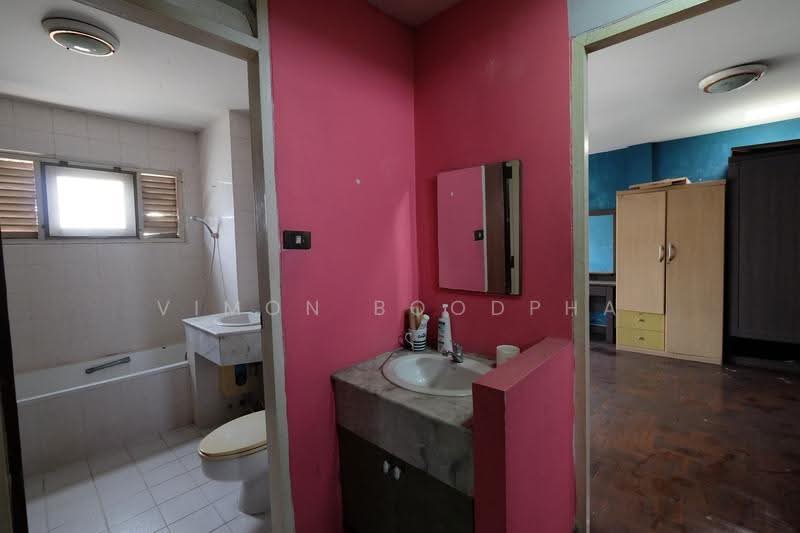 The Emerald Park Rewadee 61, Nonthaburi, Phimonrat, Bang Bua Thong, Nonthaburi, 5 Bedrooms, 200 sqm, Townhouse For Rent, by Vimon Boodpha, 500625199 - DDproperty.com