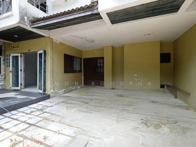 The Emerald Park Rewadee 61, Nonthaburi, Phimonrat, Bang Bua Thong, Nonthaburi, 5 Bedrooms, 200 sqm, Townhouse For Rent, by Vimon Boodpha, 500625199 - DDproperty.com