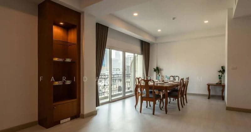 Chaidee Mansion, Bangkok, 75-7 Soi Sukhumvit 11, Khlongtoei Nua, Watthana, Bangkok, 3 Bedrooms, 270 sqm, Apartment For Rent, by Farida Phetnuam, 500625278 - DDproperty.com