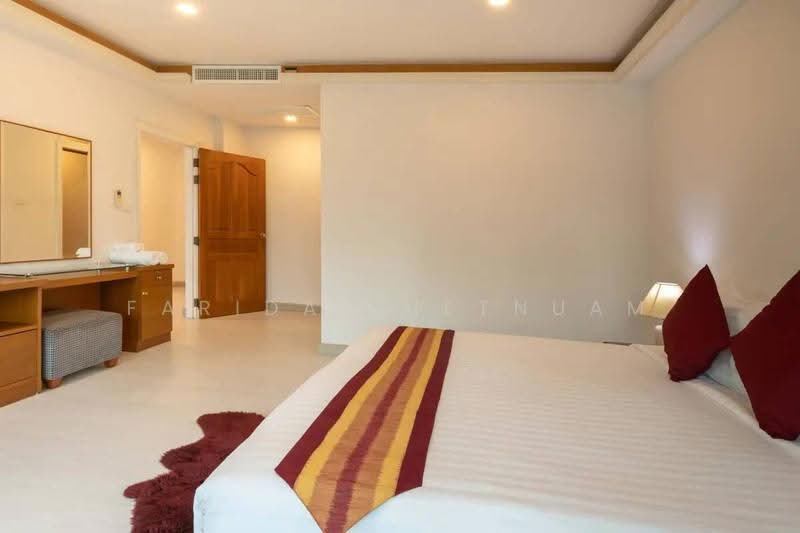 Chaidee Mansion, Bangkok, 75-7 Soi Sukhumvit 11, Khlongtoei Nua, Watthana, Bangkok, 3 Bedrooms, 270 sqm, Apartment For Rent, by Farida Phetnuam, 500625278 - DDproperty.com
