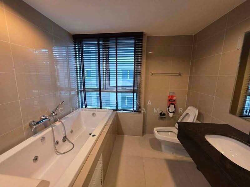Belle Grand Rama 9, Bangkok, 131 Rama 9 Road, Huai Khwang, Bangkok, 3 Bedrooms, 141 sqm, Condo For Rent, by Sarena Choengsamor, 500625295 - DDproperty.com