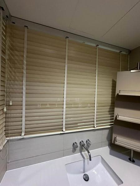 Siri At Sukhumvit, Bangkok, 902 Sukhumvit Road, Phra Kanong, Khlong Toei, Bangkok, 1 Bedroom, 52 sqm, Condo For Rent, by Aom Hatairat, 500625429 - DDproperty.com