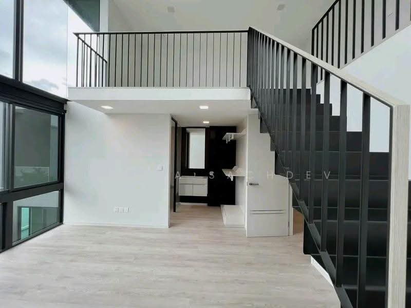 VIVE Krungthep Kreetha, Bangkok, Krungthep Kreetha Road, Saphan Sung, Bangkok, 4 Bedrooms, 421 sqm, Single Detached House For Rent, by Sunitra Sachdev, 500625463 - DDproperty.com