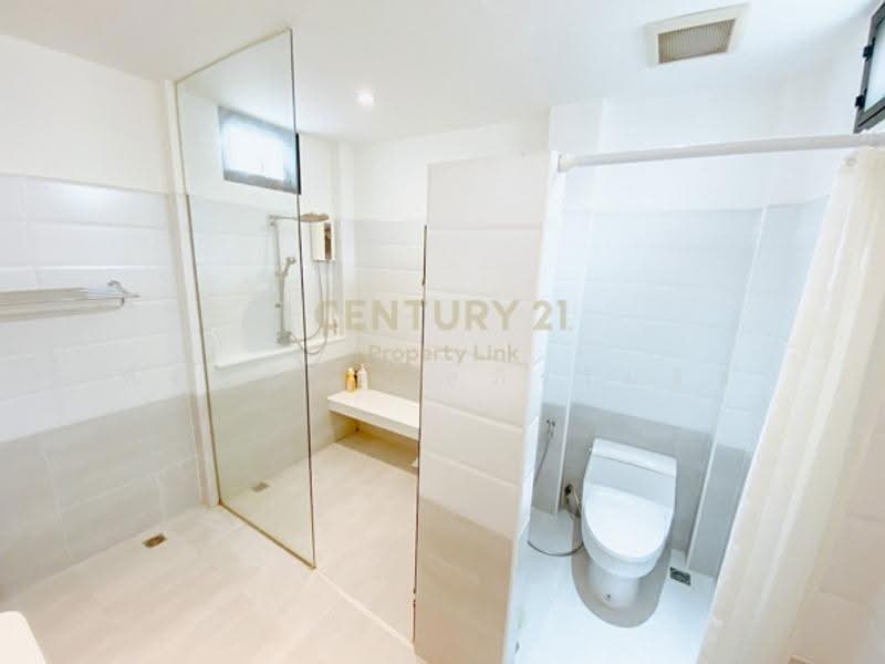 4 bedrooms, excellent condition, built in 2017, 6 car parking spaces., Bangkok, Samsen Nai, Phaya Thai, Bangkok, 3 Bedrooms, 400 sqm, Single Detached House For Rent, by Pattanan Apirayothin, 500625501 - DDproperty.com