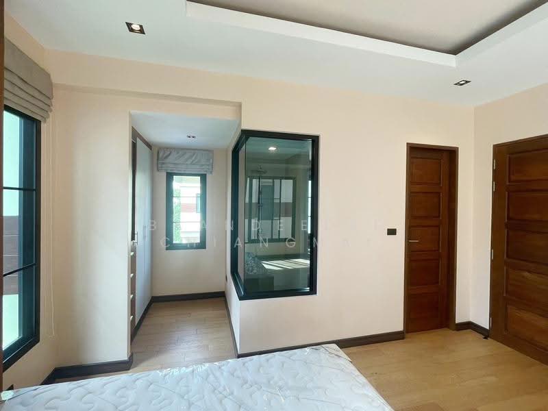 Luxury Pool Villa for Rent near Tonkla School, Chiang Mai Rental Price: 60,000 THB / month No.11P007, Chiang Mai, Nong Harn, San Sai, Chiang Mai, 4 Bedrooms, 300 sqm, Single Detached House For Rent, by Baandeedee Chiangmai, 500625534 - DDproperty.com