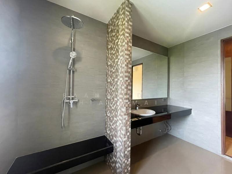 Luxury Pool Villa for Rent near Tonkla School, Chiang Mai Rental Price: 60,000 THB / month No.11P007, Chiang Mai, Nong Harn, San Sai, Chiang Mai, 4 Bedrooms, 300 sqm, Single Detached House For Rent, by Baandeedee Chiangmai, 500625534 - DDproperty.com