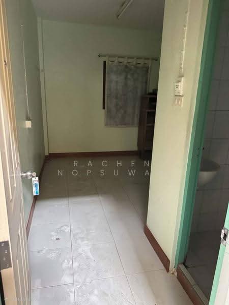 ขายอาคารโรงแรม 3 ชั้น ทำเลเมืองภูเก็ต ใกล้ Old Town เนื้อที่ 60 ตารางวา อาคารสูง 3 ชั้น 28 ห้องนอน, ภูเก็ต, ตลาดเหนือ, เมืองภูเก็ต, ภูเก็ต, 240 ตร.ม., ตึกแถว-อาคารพาณิชย์ ขาย, โดย Rachen Nopsuwan, 500625540 - DDproperty.com