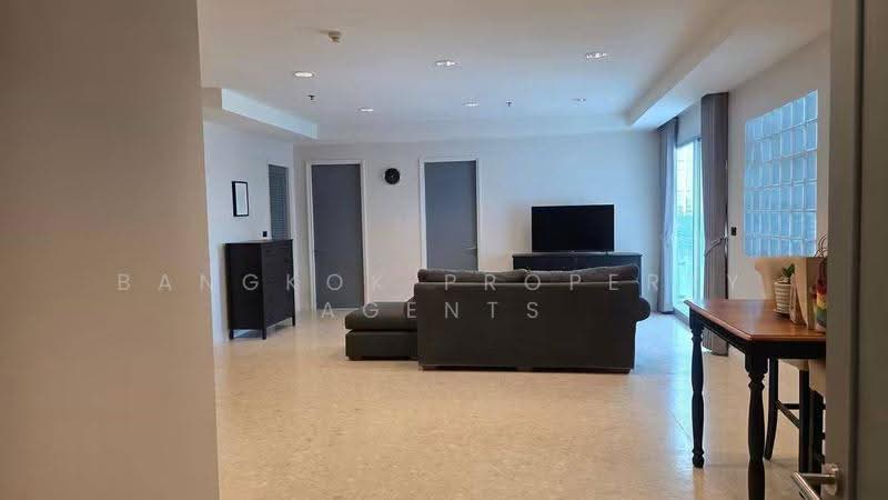 Nusasiri Grand, Bangkok, Soi Sukhumvit 42, Phra Kanong, Khlong Toei, Bangkok, 3 Bedrooms, 200 sqm, Condo For Rent, by BANGKOK PROPERTY AGENTS, 500625621 - DDproperty.com