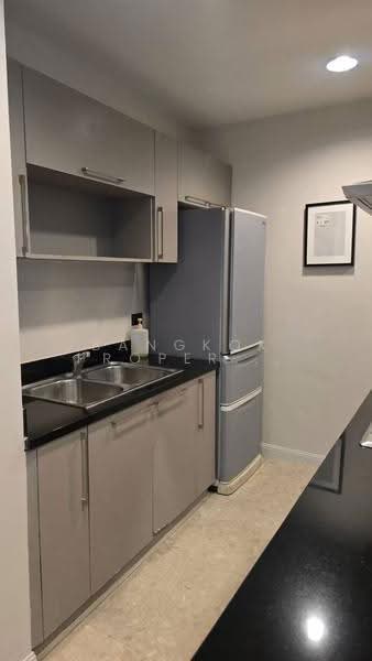 Nusasiri Grand, Bangkok, Soi Sukhumvit 42, Phra Kanong, Khlong Toei, Bangkok, 3 Bedrooms, 200 sqm, Condo For Rent, by BANGKOK PROPERTY AGENTS, 500625621 - DDproperty.com