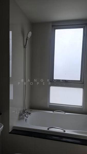 Nusasiri Grand, Bangkok, Soi Sukhumvit 42, Phra Kanong, Khlong Toei, Bangkok, 3 Bedrooms, 200 sqm, Condo For Rent, by BANGKOK PROPERTY AGENTS, 500625621 - DDproperty.com