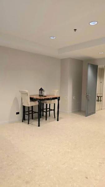 Nusasiri Grand, Bangkok, Soi Sukhumvit 42, Phra Kanong, Khlong Toei, Bangkok, 3 Bedrooms, 200 sqm, Condo For Rent, by BANGKOK PROPERTY AGENTS, 500625621 - DDproperty.com