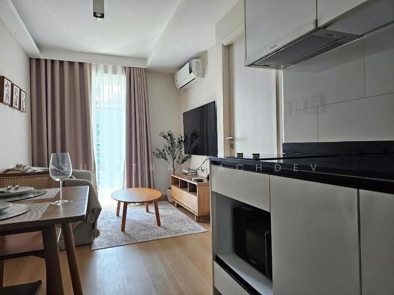 Maestro 39, Bangkok, Sukhumvit Road, Khlong Tan Nua, Watthana, Bangkok, 1 Bedroom, 34 sqm, Condo For Rent, by Sunitra Sachdev, 500625633 - DDproperty.com