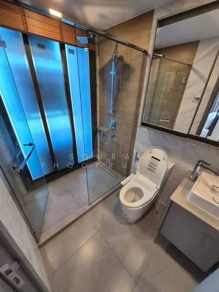 Taka Haus, Bangkok, 99 Soi Ekamai 10, Khlong Tan Nua, Watthana, Bangkok, 2 Bedrooms, 59 sqm, Condo For Rent, by Somrad Phoopruksachart, 500625752 - DDproperty.com