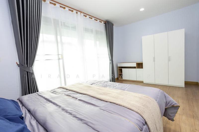 Baan Klang Muang Ladprao 71, Bangkok, Soi Nakniwat 34, Lat Phrao, Bangkok, 3 Bedrooms, 165 sqm, Townhouse For Rent, by Airada Parasarn, 500625782 - DDproperty.com
