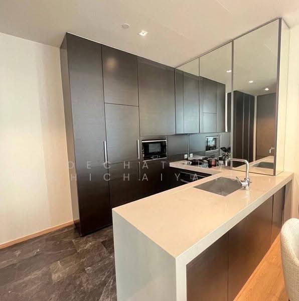 28 Chidlom, Bangkok, 28 Chit Lom Alley, Lumphini, Pathum Wan, Bangkok, 2 Bedrooms, 75 sqm, Condo For Rent, by Dechatorn Chichaiyang, 500625795 - DDproperty.com