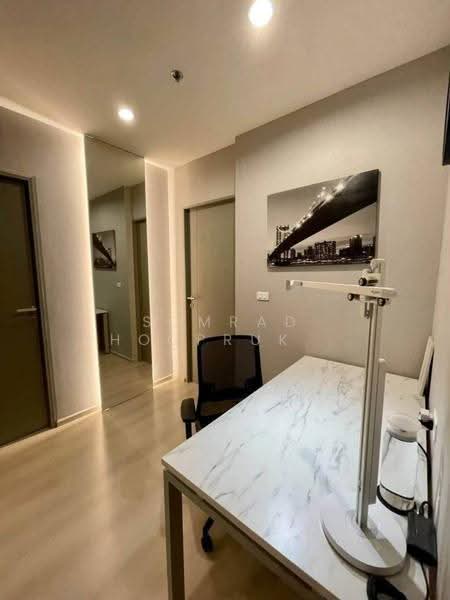 Life Ratchadapisek, Bangkok, 279 Ratchadapisaek Road, Huai Khwang, Bangkok, 2 Bedrooms, 65 sqm, Condo For Sale, by Somrad Phoopruksachart, 500625856 - DDproperty.com