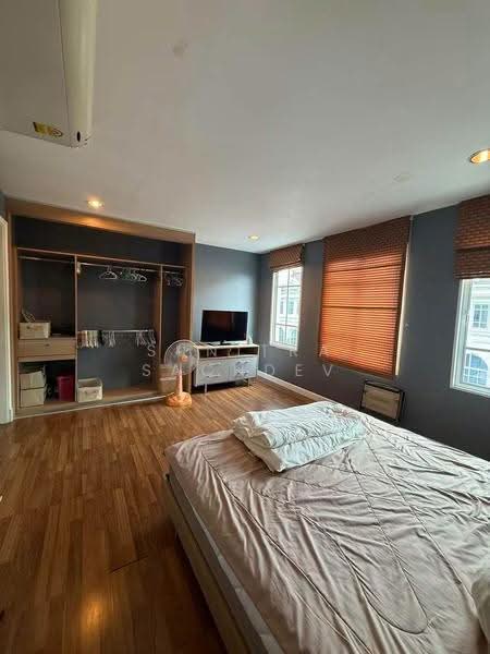 Plus City Park Rama 9-Huamark, Bangkok, Hua mak Road, Hua Mak, Bang Kapi, Bangkok, 3 Bedrooms, 180 sqm, Townhouse For Rent, by Sunitra Sachdev, 500625860 - DDproperty.com
