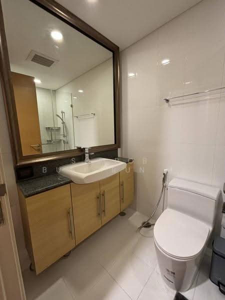Fullerton Sukhumvit, Bangkok, Sukhumvit Road, Khlong Tan Nua, Watthana, Bangkok, 2 Bedrooms, 105 sqm, Condo For Rent, by Sompob Buaparungsri, 500625895 - DDproperty.com