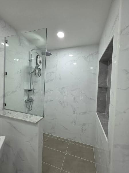 Grand Diamond Pratunam, Bangkok, 473 Petchburi Road, Thanon Phetchaburi, Ratchathewi, Bangkok, 1 Bedroom, 42 sqm, Condo For Rent, by Sompob Buaparungsri, 500625897 - DDproperty.com