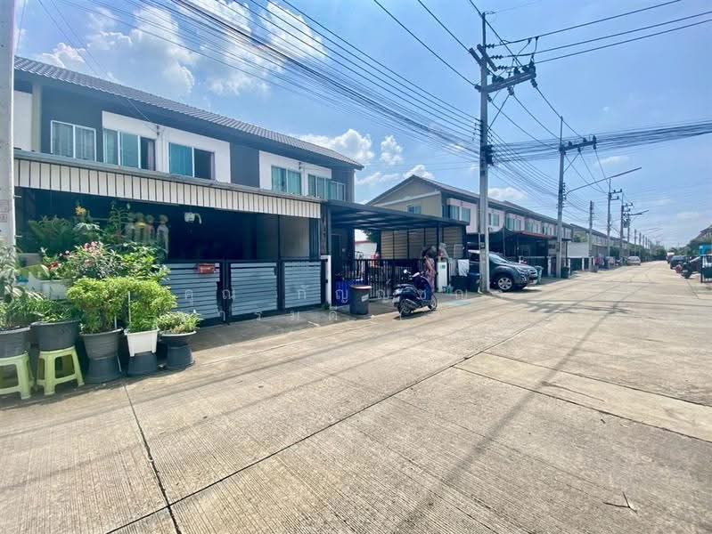 Baan Pruksa 124 Rangsit-Klong 4, Pathum Thani, Khlong 4 Road, Khlong Si, Khlong Luang, Pathum Thani, 3 Bedrooms, 100 sqm, Townhouse For Sale, by คุณ กัญญ์ชญา คารมดี (จิ๋ว), 500625914 - DDproperty.com