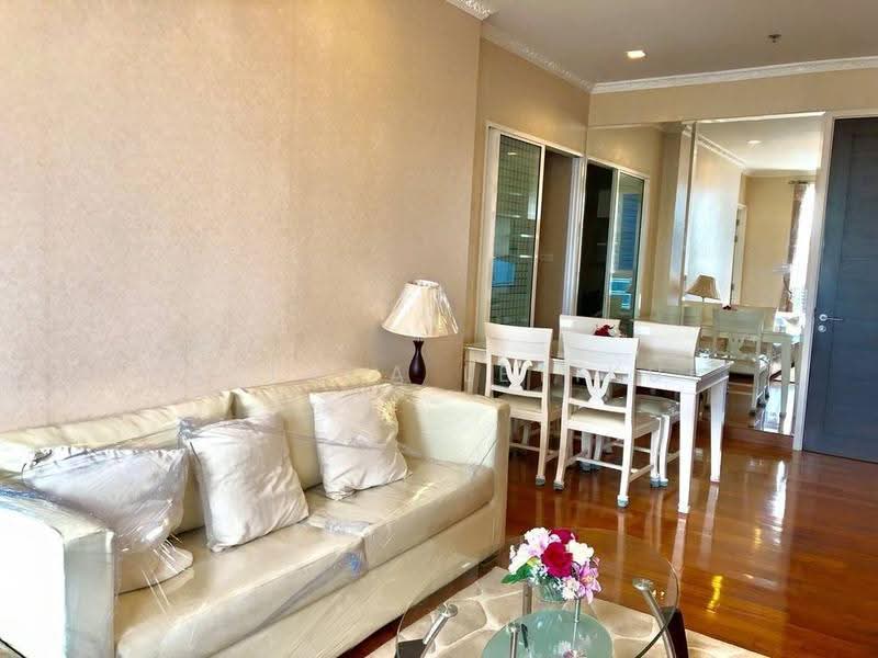 Ivy Sathorn 10, Bangkok, 88 Soi Sathorn 12, Sathorn Road, Silom, Bang Rak, Bangkok, 2 Bedrooms, 68 sqm, Condo For Rent, by Pattada Letikul, 500625915 - DDproperty.com
