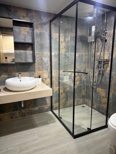 State Tower, Bangkok, 1055 Silom Road, Silom, Bang Rak, Bangkok, 1 Bedroom, 68 sqm, Condo For Sale, by Suchatchaya Supawachiranant, 500625959 - DDproperty.com