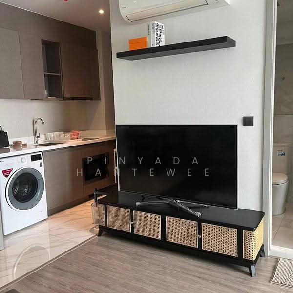 Rhythm Ekkamai, Bangkok, 11 Soi Sukhumvit 63, Khlongtoei Nua, Watthana, Bangkok, 1 Bedroom, 35 sqm, Condo For Rent, by Pinyada Hantewee, 500625983 - DDproperty.com