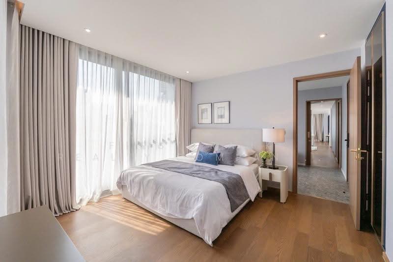 Via 34, Bangkok, 15 Soi Sukhumvit 34, Khong Tan, Khlong Toei, Bangkok, 3 Bedrooms, 150 sqm, Condo For Rent, by FIRSTFRANK REALTY COMPANY LIMITED, 500625985 - DDproperty.com