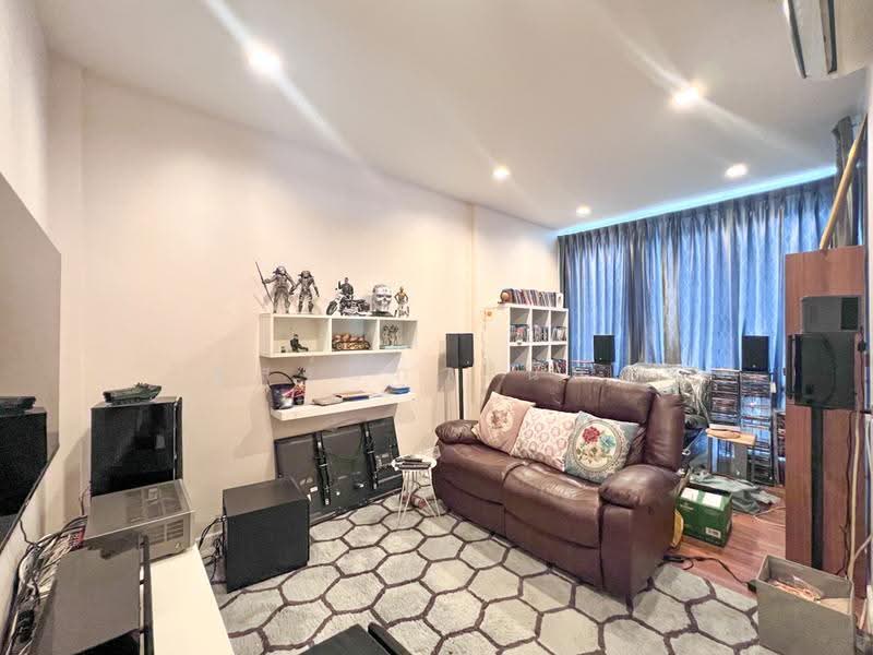 Cozy Satri Witthaya 2 Soi 15 : โคซี่ สตรีวิทยา 2 ซอย 15, กรุงเทพ, 120 ซอย 15, ลาดพร้าว, กรุงเทพ, 280 ตร.ม., ทาวน์เฮ้าส์ ขาย, โดย ภัสสร์ปภา นิลคช, 500626075 - DDproperty.com