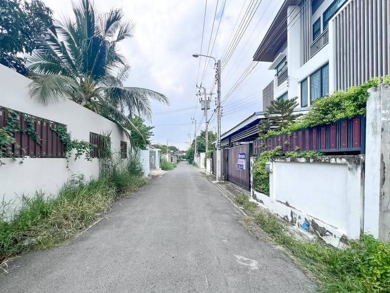 Cozy Satri Witthaya 2 Soi 15, Bangkok, 120 Soi 15, Lat Phrao, Bangkok, 6 Bedrooms, 280 sqm, Townhouse For Sale, by ภัสสร์ปภา นิลคช, 500626075 - DDproperty.com