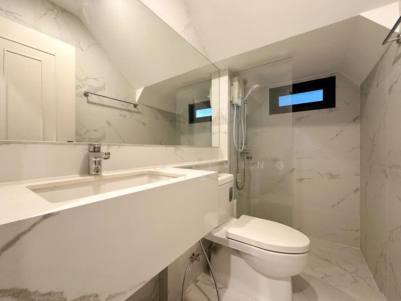 Baan Klang Muang Classe Ratchayothin, Bangkok, Chatuchak, Bangkok, 2 Bedrooms, 214 sqm, Townhouse For Sale, by Haus Living Estate, 500626119 - DDproperty.com
