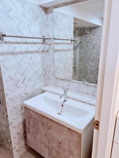 Yada Residential, Bangkok, 16 Phrom Sak Alley, Khlong Tan Nua, Watthana, Bangkok, 3 Bedrooms, 140 sqm, Condo For Rent, by PROPERTYSIGHTS REAL ESTATE, 500626135 - DDproperty.com