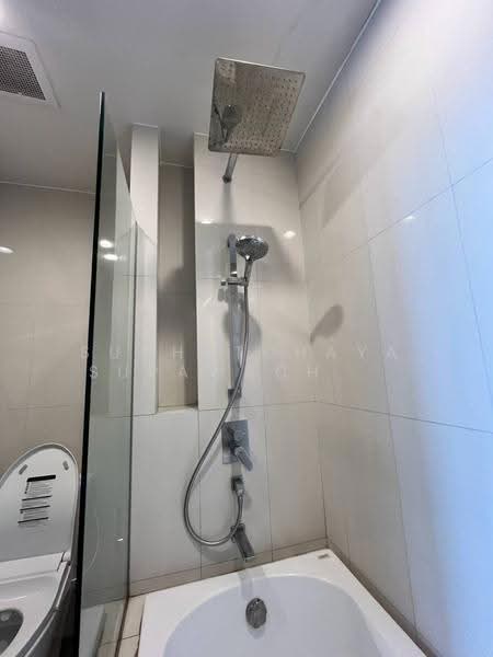 Oka Haus Sukhumvit 36, Bangkok, 3399 Rama 4 Road, Khong Tan, Khlong Toei, Bangkok, 1 Bedroom, 35 sqm, Condo For Rent, by Suchatchaya Supawachiranant, 500626148 - DDproperty.com