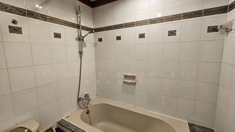 Sawang Apartment, Bangkok, Soi Sathorn 7, Thung Maha Mek, Sathon, Bangkok, 2 Bedrooms, 160 sqm, Condo For Rent, by BANGKOK PROPERTY AGENTS, 500626248 - DDproperty.com