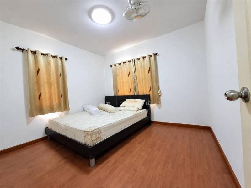 เดอะ ลิฟวิ่ง 1 บางบัวทอง (The Living 1 Bangbuathong), Nonthaburi, ถนนบ้านกล้วย-ไทรน้อย, Phimonrat, Bang Bua Thong, Nonthaburi, 3 Bedrooms, 200 sqm, Single Detached House For Sale, by คุณ สุพรรณิการ์ ลูกอินทร์ (ตูน), 500626289 - DDproperty.com