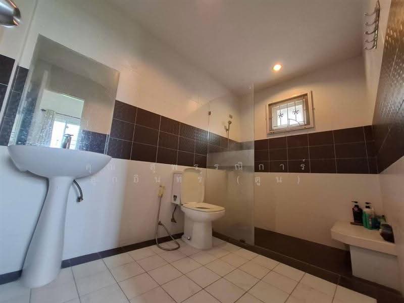 เดอะ ลิฟวิ่ง 1 บางบัวทอง (The Living 1 Bangbuathong), Nonthaburi, ถนนบ้านกล้วย-ไทรน้อย, Phimonrat, Bang Bua Thong, Nonthaburi, 3 Bedrooms, 200 sqm, Single Detached House For Sale, by คุณ สุพรรณิการ์ ลูกอินทร์ (ตูน), 500626289 - DDproperty.com