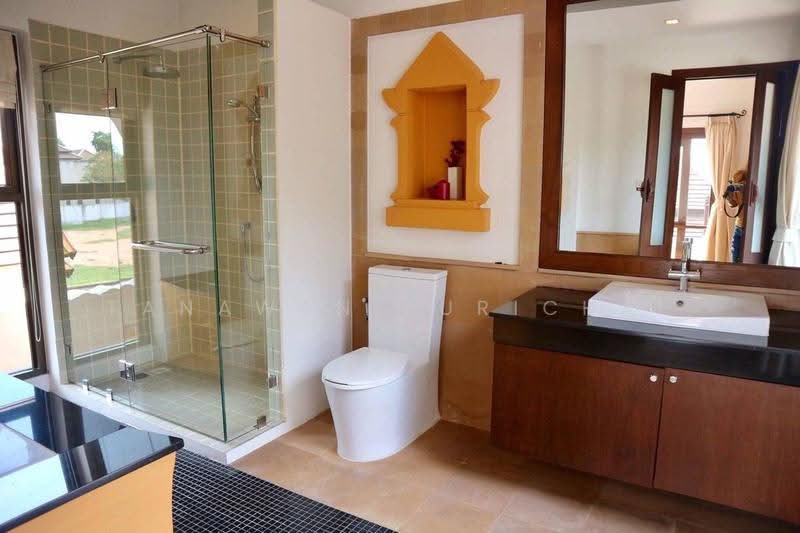 Phutara Estate, Chon Buri (Pattaya), 99 Pattanakarn Road, Nong Pru, Bang Lamung (Pattaya), Chon Buri (Pattaya), 5 Bedrooms, 1,084 sqm, Villa For Sale, by Tanawan Surichai, 500626308 - DDproperty.com